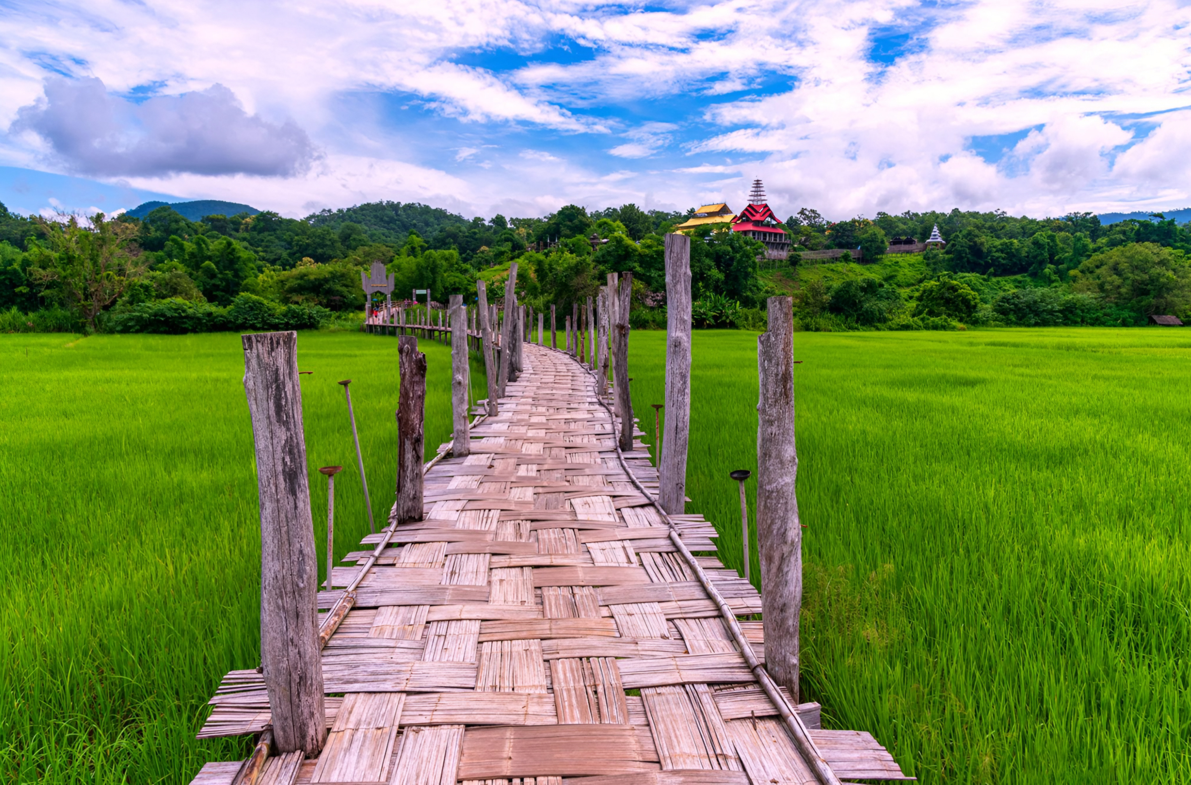 Su Tong Pae Bamboo Bridge